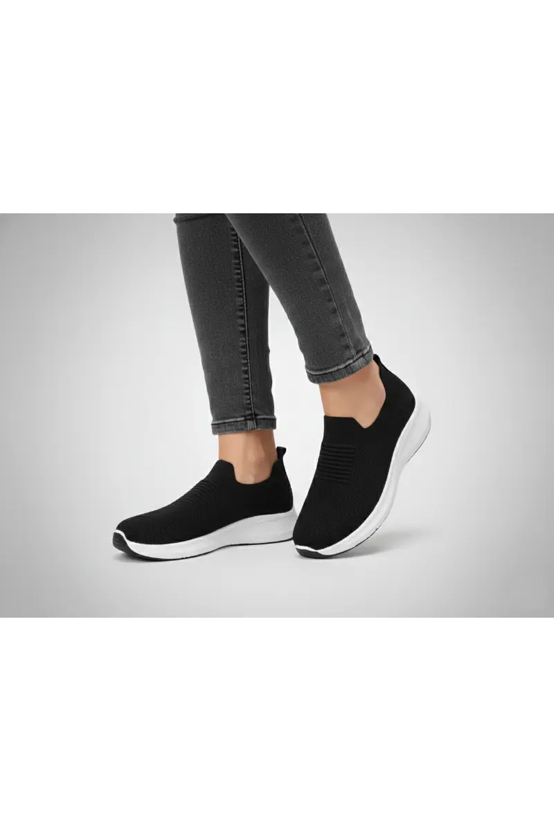 Black Women’s Sports Sneakers